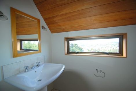 Photo of property in 3 Sarah Way, Crofton Downs, Wellington, 6035