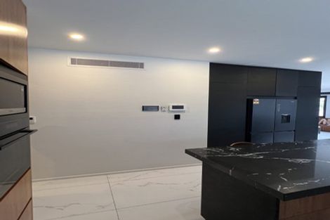 Photo of property in 3 Wyon Way, Flat Bush, Auckland, 2016