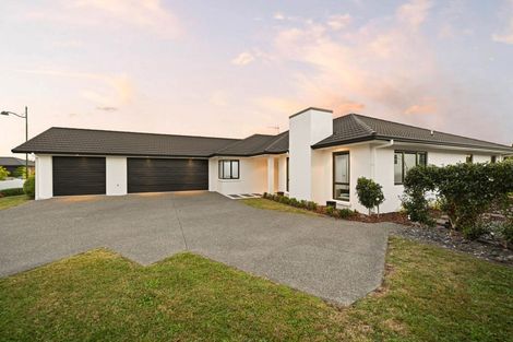 Photo of property in 5 Briar Rose Court, Huntington, Hamilton, 3210