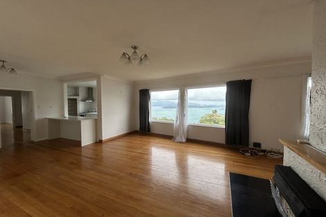 Photo of property in 11 Waru Street, Khandallah, Wellington, 6035