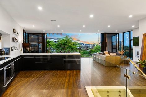 Photo of property in 5 Remuremu Street, Long Bay, Auckland, 0630