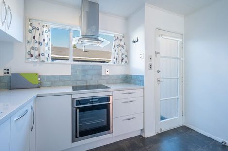 Photo of property in 2/68 Tasman Street, The Wood, Nelson, 7010