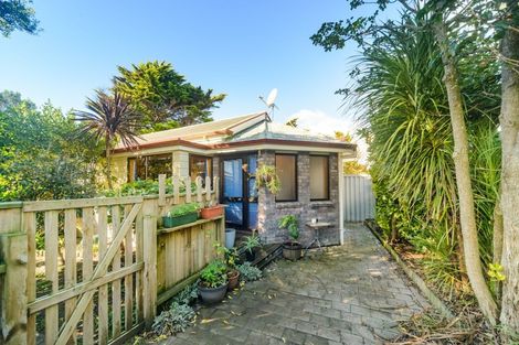 Photo of property in 14a York Place, Awapuni, Palmerston North, 4412