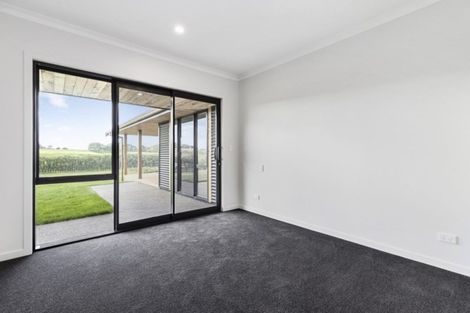 Photo of property in 28 Old Vintners Close, Te Kauwhata, 3782
