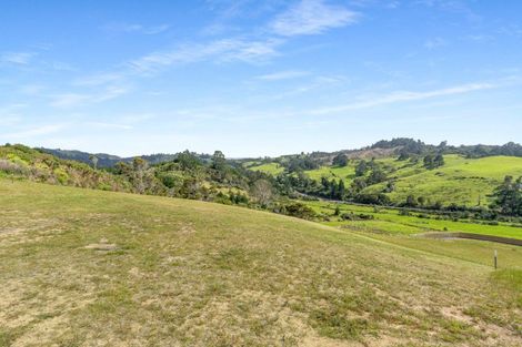 Photo of property in 50 Azimuth Road, Tairua, 3508