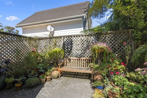 Photo of property in 19a Percy Dyett Drive, Karori, Wellington, 6012