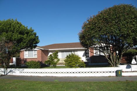 Photo of property in 26 Palmers Road, New Brighton, Christchurch, 8083