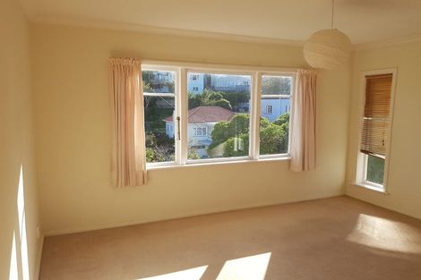 Photo of property in 20 Ashleigh Crescent, Miramar, Wellington, 6022