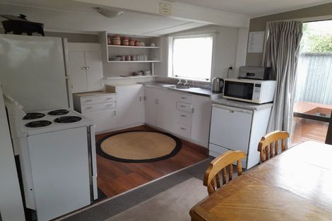 Photo of property in 2 Bongard Road, Whitianga, 3510