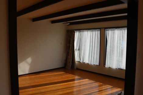 Photo of property in 7 Saint Aidans Way, Tawa, Wellington, 5028