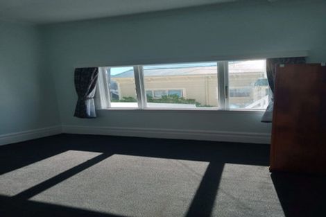 Photo of property in 5 Claremont Grove, Mount Victoria, Wellington, 6011