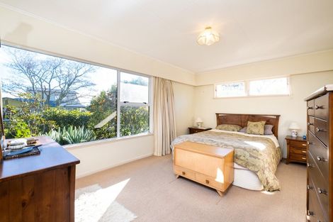 Photo of property in 5 Carl Avenue, Havelock North, 4130