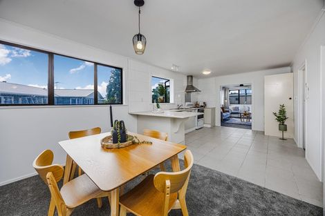 Photo of property in 5 Evans Place, Papakura, 2110