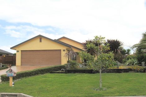 Photo of property in 35 Caspian Place, Papamoa Beach, Papamoa, 3118