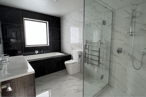 Photo of property in 11 Carberry Lane, Pinehill, Auckland, 0632