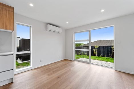 Photo of property in 361 Glengarry Road, Glen Eden, Auckland, 0602