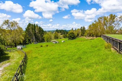 Photo of property in 9 Bickerstaffe Road, Maungaturoto, 0520