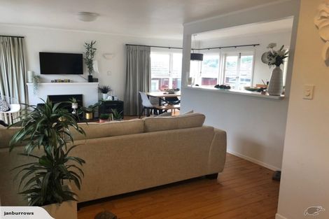 Photo of property in 1/53 Moore Street, Hillcrest, Auckland, 0627