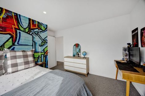 Photo of property in 12a Kauri Street, Merrilands, New Plymouth, 4312