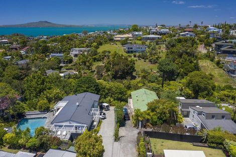 Photo of property in 65 Braemar Road, Castor Bay, Auckland, 0620