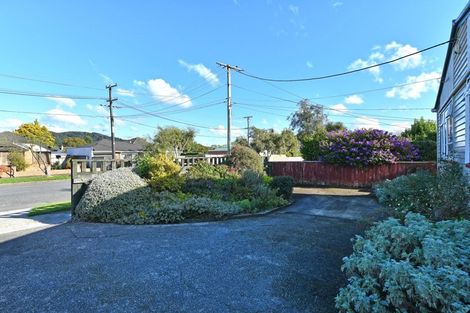 Photo of property in 7 Kowhai Avenue, Ebdentown, Upper Hutt, 5018
