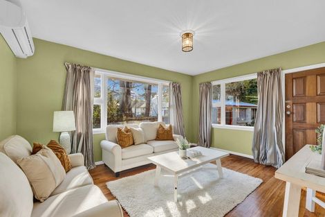 Photo of property in 31 Fifield Terrace, Waltham, Christchurch, 8023