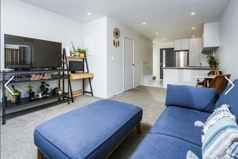 Photo of property in 2b Rosalind Road, Glenfield, Auckland, 0629