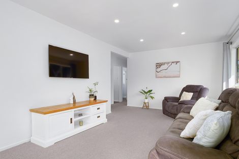 Photo of property in 289 Shakespeare Street, Leamington, Cambridge, 3432