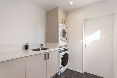 Photo of property in 4 Somerton Rise, Westmorland, Christchurch, 8025