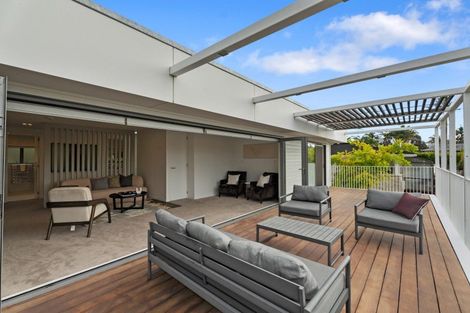 Photo of property in 1 Endymion Place, Half Moon Bay, Auckland, 2012