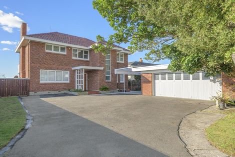 Photo of property in 107 Fourth Avenue, Tauranga, 3110