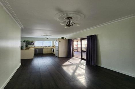 Photo of property in 143 Ngamotu Road, Spotswood, New Plymouth, 4310