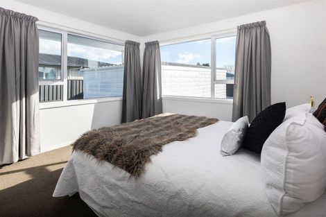 Photo of property in 19 Camelia Place, Islington, Christchurch, 8042