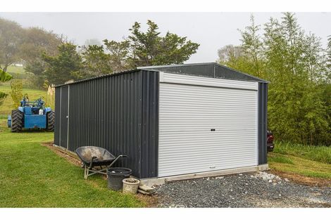 Photo of property in 382 Pahi Road, Pahi, Paparoa, 0571