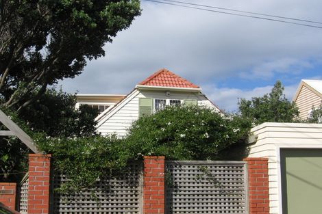 Photo of property in 9 Falkirk Avenue, Seatoun, Wellington, 6022