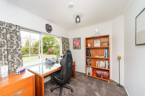Photo of property in 130 Parewanui Road, Bulls, 4894