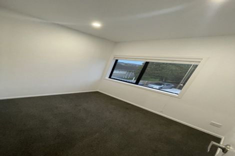 Photo of property in 70b Arimu Road, Papakura, 2110