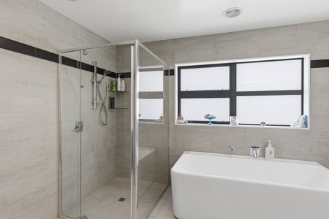 Photo of property in 19 Taranui Way, Paraparaumu Beach, Paraparaumu, 5032