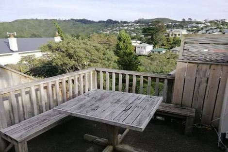 Photo of property in 64 Central Terrace, Kelburn, Wellington, 6012