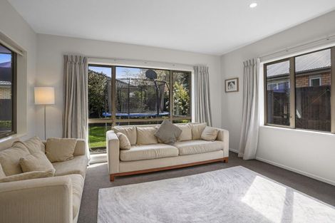 Photo of property in 16 Pukeko Place, Rangiora, 7400