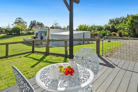 Photo of property in 76 Riddell Road, Kerikeri, 0230