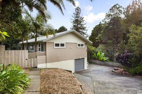 Photo of property in 9 The Grove, Titirangi, Auckland, 0604