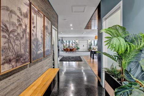 Photo of property in Headlands Opunake, 32 Fox Street, Opunake, 4616