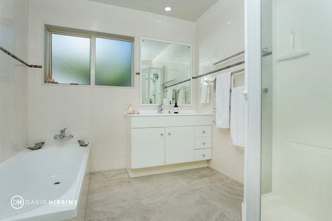 Photo of property in 6 Pelican Lane, Unsworth Heights, Auckland, 0632