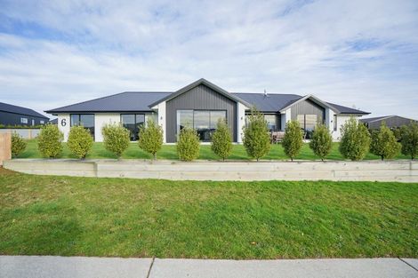 Photo of property in 6 Chatham Rise, Seaward Bush, Invercargill, 9812