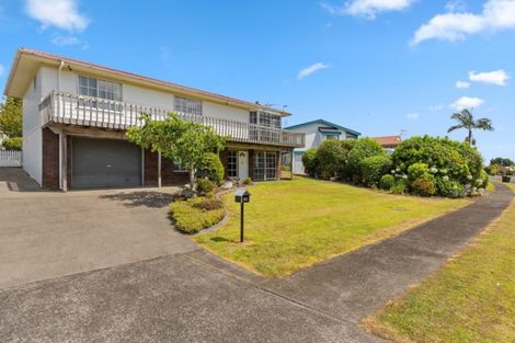 Photo of property in 40 Marendellas Drive, Bucklands Beach, Auckland, 2014