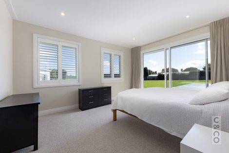 Photo of property in 88 Taupaki Road, Taupaki, Henderson, 0782