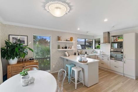 Photo of property in 19a Clipper Place, Redwood, Christchurch, 8051