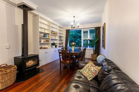 Photo of property in 18 Tui Crescent, Waikanae, 5036
