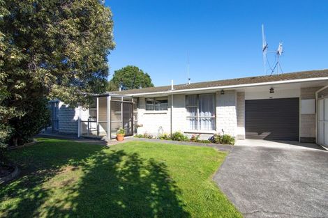 Photo of property in 3a Huata Place, West End, Palmerston North, 4412